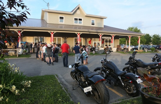 Wood's Snack Bar